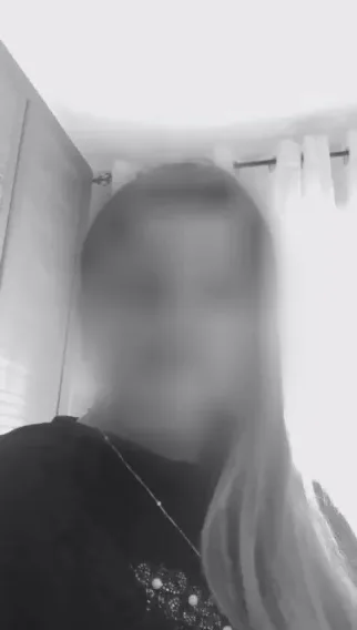 Alexandra, 40 anni
