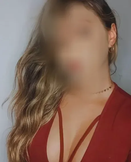 Viola, 23 anni